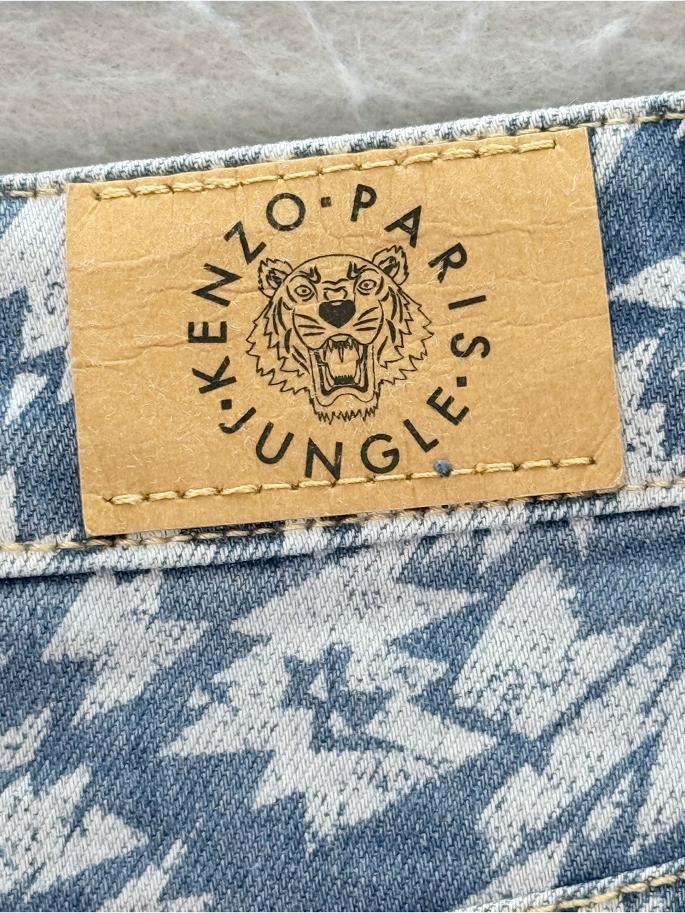 Kenzo Kids - Girls printed denim mini skirt A - line blue jeans size 10 - Picture 6 of 7